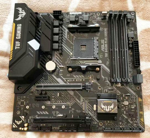 ASUS TUF B450M-PLUS GAMING AM4 AMD B450 SATA 6Gb/s USB 3.1 HDMI Micro ATX AMD Desktop-Motherboards - zum Schließen ins Bild klicken