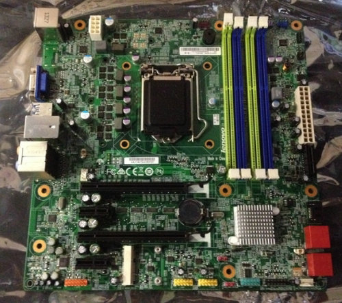 Lenovo Erazer X510 IZ87M Z87H3-LM Z87 Desktop-Motherboard 90004025 - zum Schließen ins Bild klicken